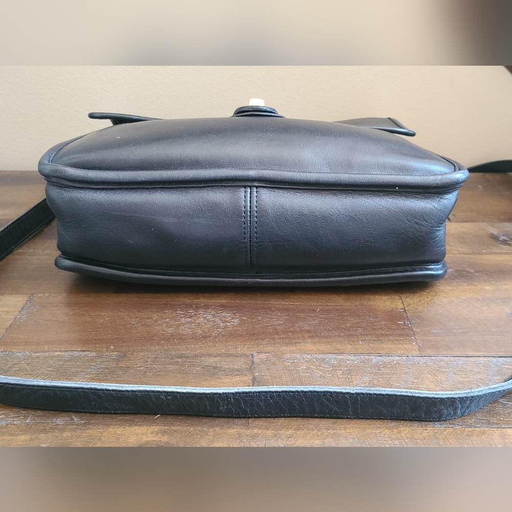 Vintage Coach Willis 9927 Black Leather - Picture 6 of 16